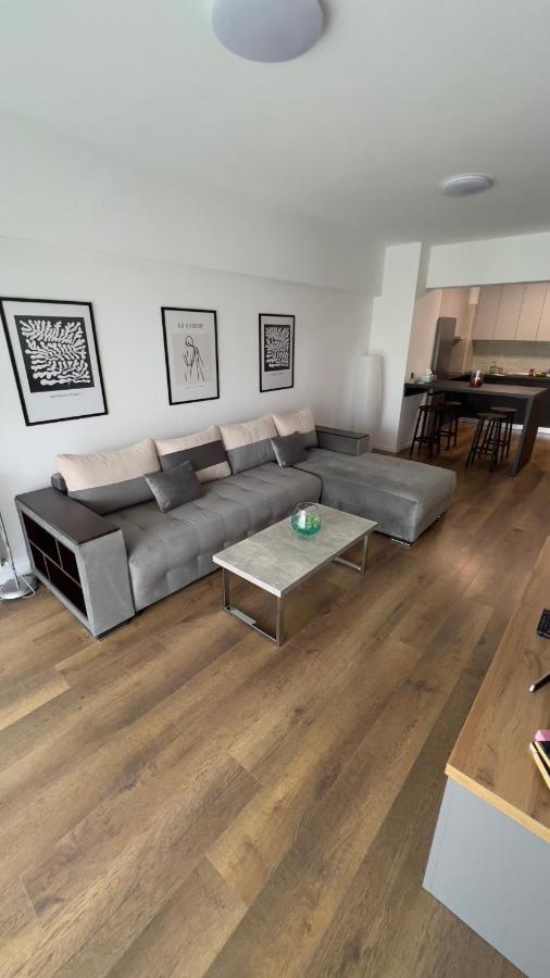 Gavas Apartments Viva City Cluj-Napoca Eksteriør billede
